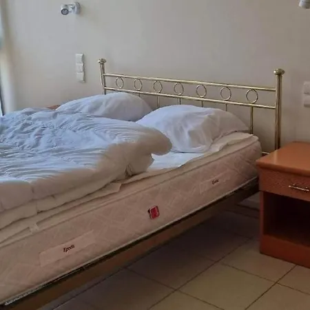 La Méridienne 2 à 4 Personnes * Le Lavandou